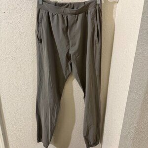Lululemon Athletica Men's Surge Joggers Size Small 29" Inseam EUC Nike Sweats S